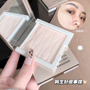 POLVO FIJADORES NATURALMENTE RESISTENTES AL AGUA Y AL SUDOR C516