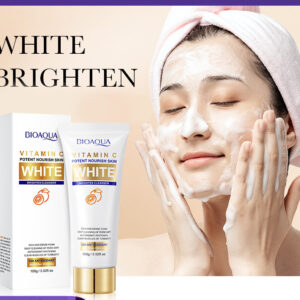 LIMPIADOR FACIAL CON VITAMINA C A ILUMINAR 100G 41807