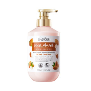 LOCIÓN CORPORAL HIDRATANTE E ILUMINADORA DE ALMENDRA DULCE 500 ML 005359